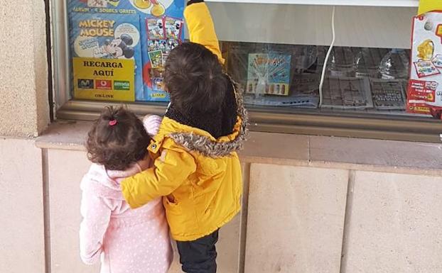 Ofrecen casa en Villavieja de Yeltes a la familia salmantina a la que se le evitó el desahucio