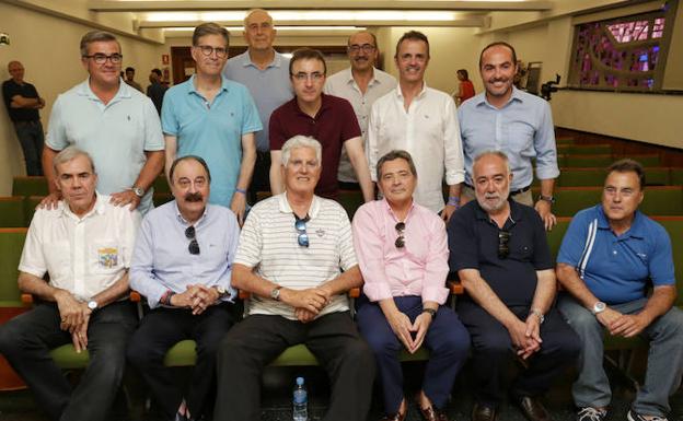 Moncho Monsalve recibe el cariño del 'basket' de Castilla y León