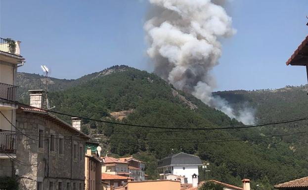 La Junta eleva a nivel 2 la situación en el valle del Tiétar de Ávila, por la confluencia de incendios