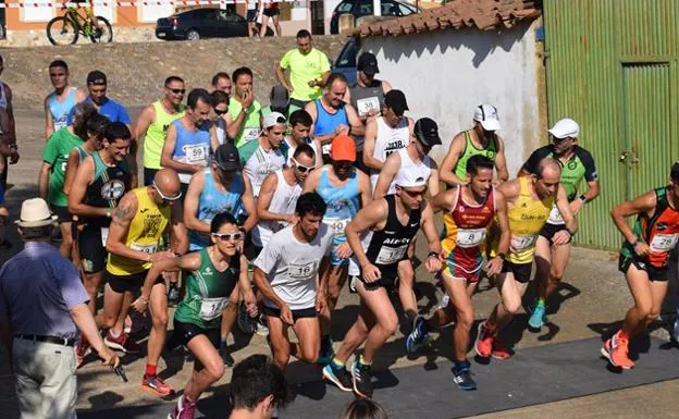 La VII Carrera Popular de Alba de Yeltes reúne a un centenar de corredores