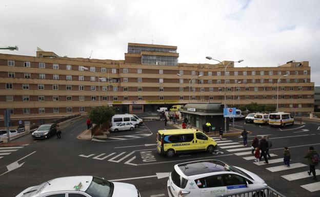 SATSE denuncia el cierre de 40 camas en verano en el Hospital de Salamanca