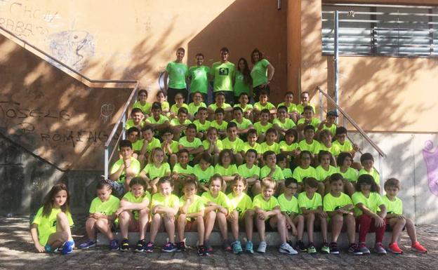 185 niños y jóvenes participan en las propuestas municipales para el verano
