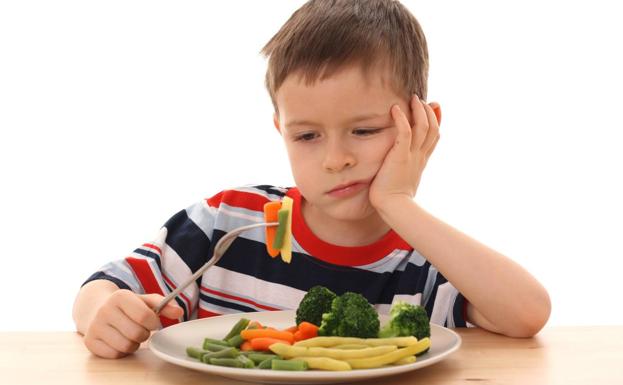 ¿Hay que obligar a los niños a terminar toda la comida del plato?