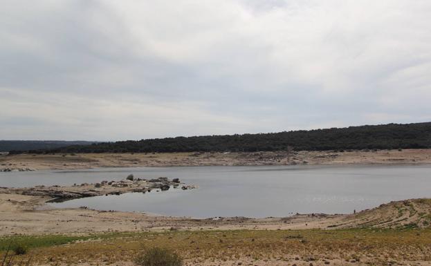 La Unión de Pequeños Agricultores y Ganaderos da una semana al ministerio de Agricultura para tomar medidas contra la sequía