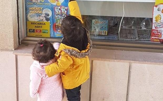 La familia a la que se paró el desahucio se irá a vivir a la casa ofertada en Villavieja de Yeltes