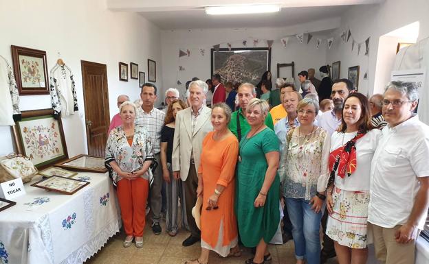 Miranda del Castañar acoge la última de las exposiciones del bordado popular