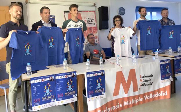 Brazadas paralímpicas para concienciar contra la esclerosis múltiple