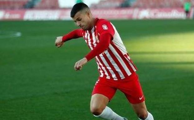 El CD Guijuelo ficha al lateral Daniel Hernández