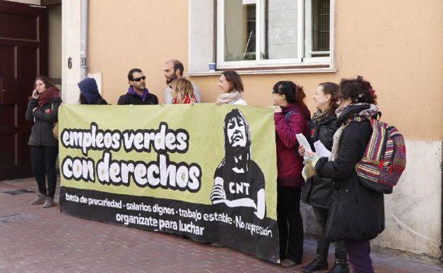 La subcontrata indemniza a los trabajadores despedidos del PRAE con el doble de lo que marca la ley