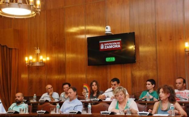 Del Bien reclamará judicialmente contra su exclusión del grupo de diputados socialistas