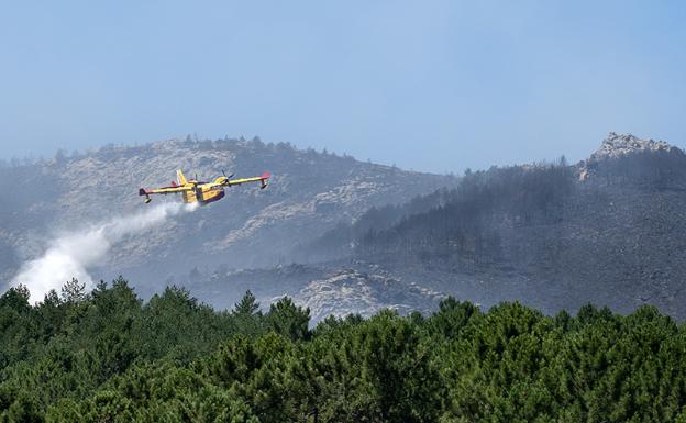 Se reproduce el incendio de Sotillo de la Adrada, que afecta a la Reserva Natural de Iruelas