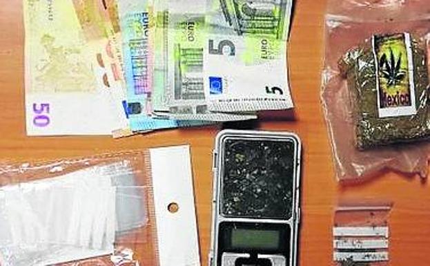 Detenido por circular a toda velocidad, llevar 45 gramos de hachís y dar positivo en Valladolid