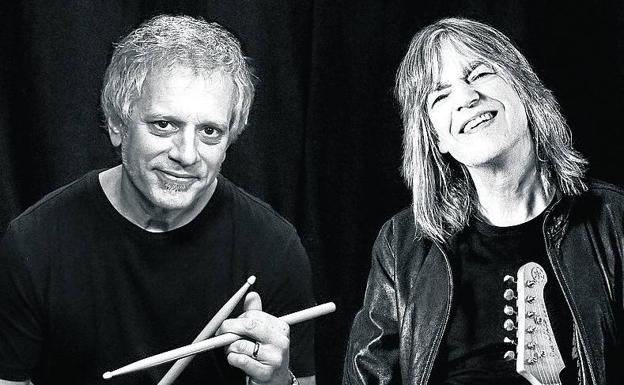 Mike Stern y la Dave Weckl Band abren este martes la 18 edición de Universijazz