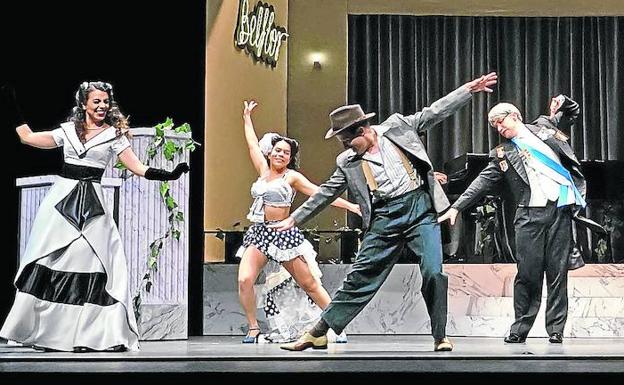 Lope de Vega viaja al glamur mexicano de los años cincuenta