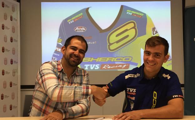 El Ayuntamiento de Guijuelo mantiene su apoyo al piloto Lorenzo Santolino