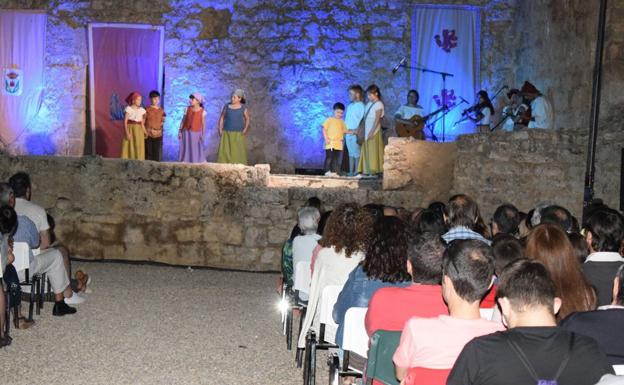 Trigueros del Valle rememora el asalto al castillo