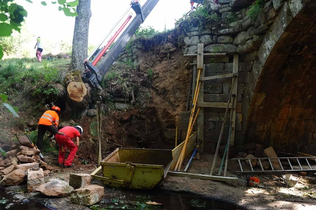 Comienza la reparación del puente Rojadillo de Brañosera