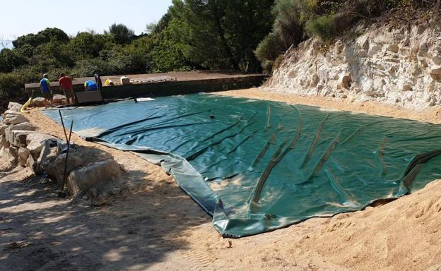 Colocan una bolsa de 220.000 litros en Mogarraz para garantizar el agua este verano