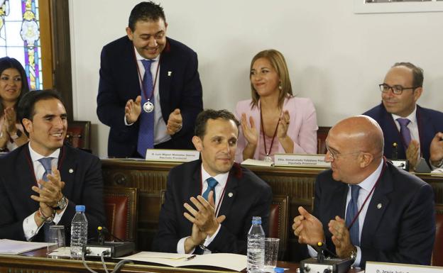 El pleno de la Diputación de Valladolid aprueba el organigrama y las retribuciones
