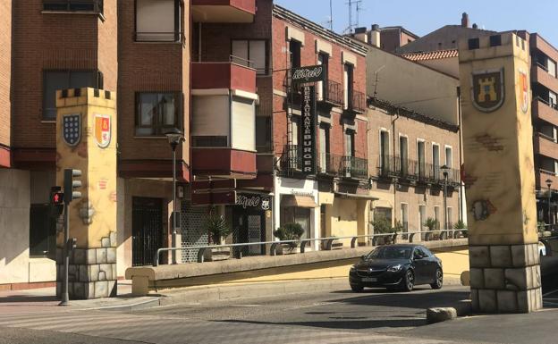 Medina del Campo comienza a engalanar sus calles para celebrar la Feria Renacentista