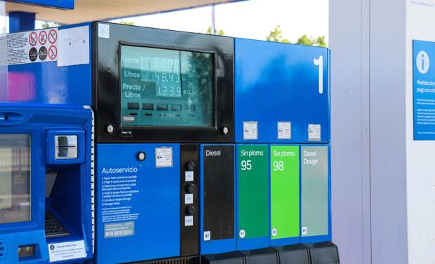 Las gasolineras más caras y las más baratas para repostar diésel y gasolina en Segovia