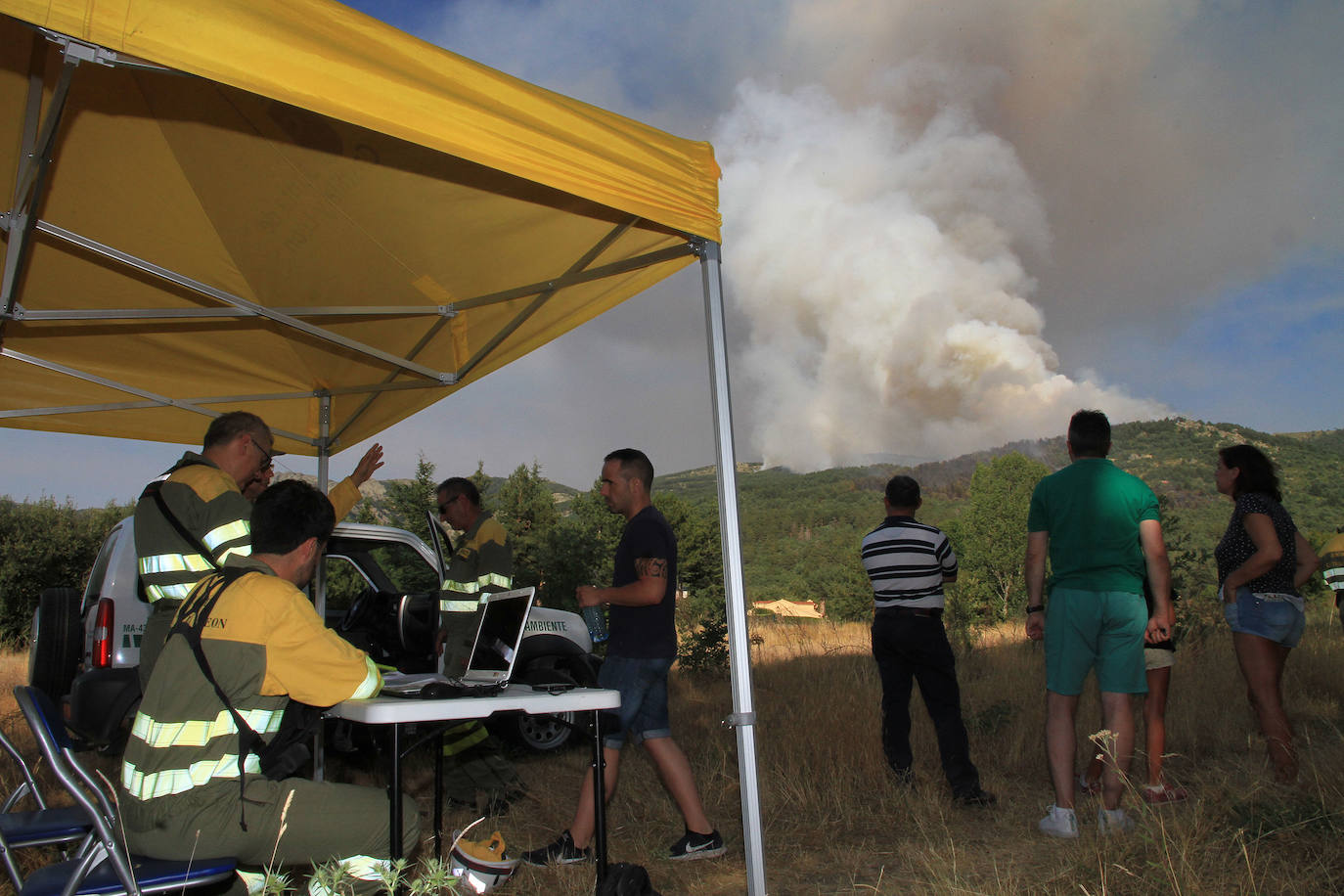 Las llamas devoran Guadarrama