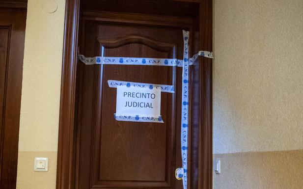 El homicida confeso de Segovia trató de ocultar el cadáver de su compañero de piso debajo de la cama