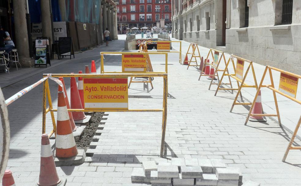 Los adoquines de la discordia en el aparcamiento de la Plaza Mayor de Valladolid