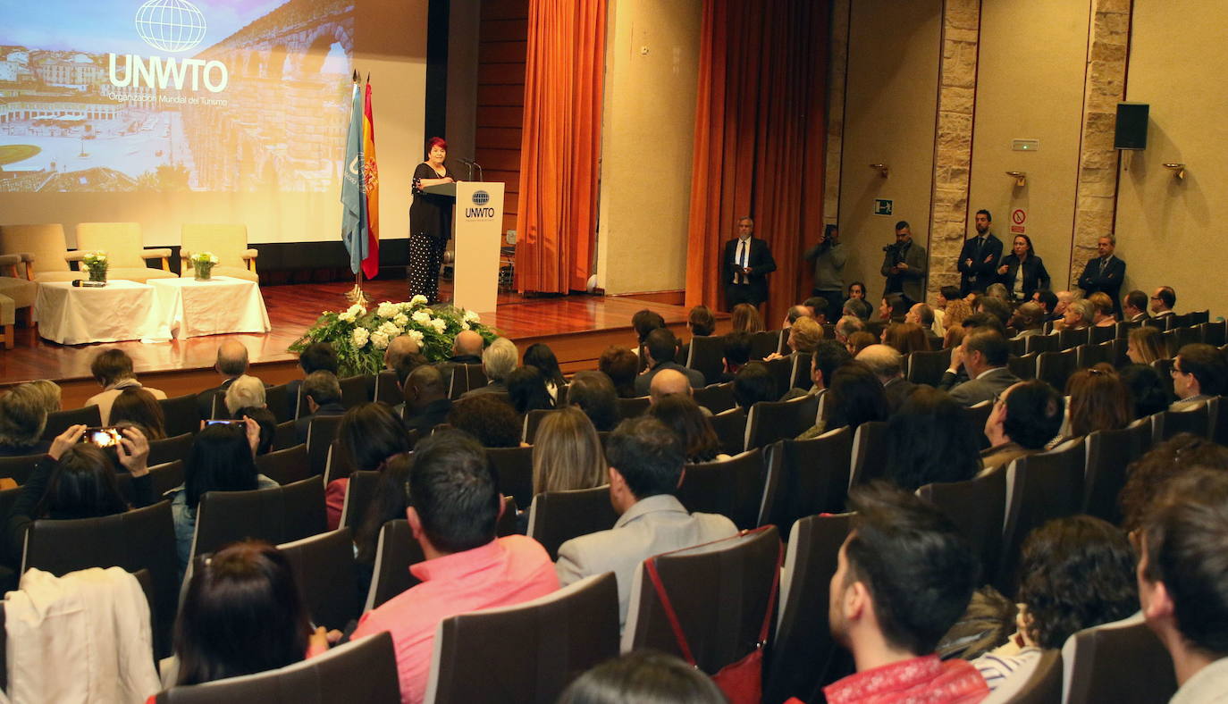 La carencia de infraestructuras específicas limita el crecimiento del turismo de congresos