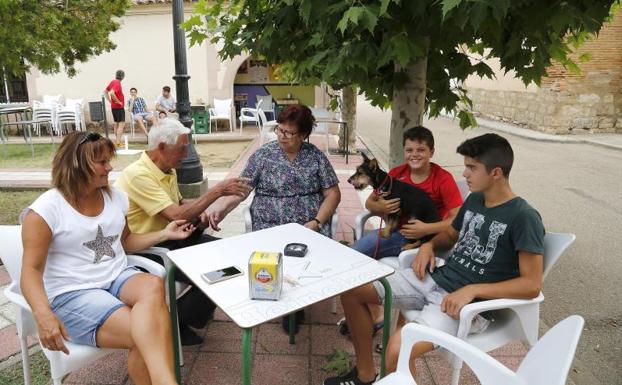 Los pueblos de Palencia duplican la población con la llegada de 96.400 veraneantes
