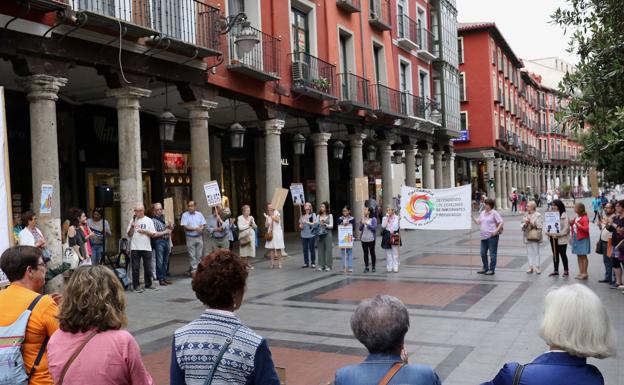 Apoyo en Valladolid a la labor humanitaria de los barcos Ocean Viking y Open Arms
