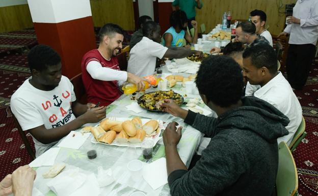Solidaridad alrededor del cordero en Valladolid