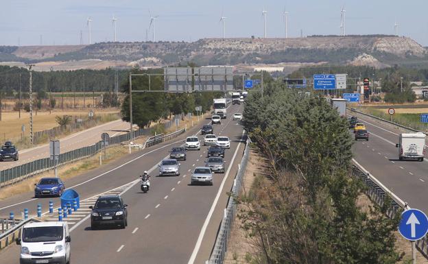 Tráfico prevé 112.000 viajes largos durante el puente del 15 de agosto