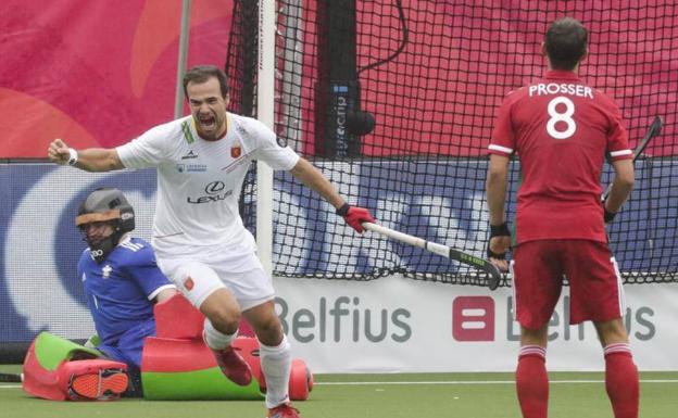 España recupera sensaciones goleando a Gales