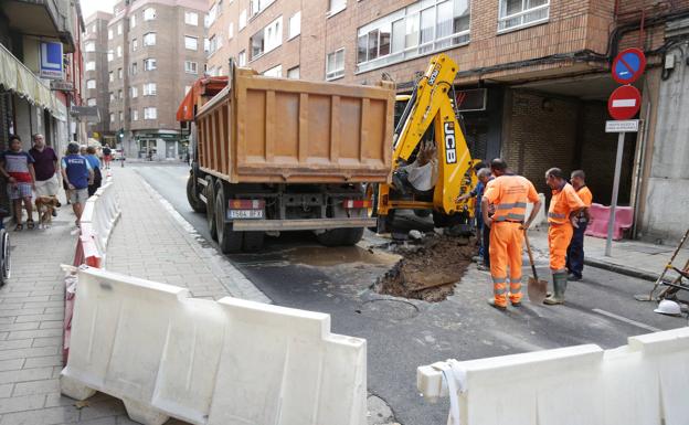 Tres nuevas obras avanzan en la 'operación asfalto' del mes de agosto