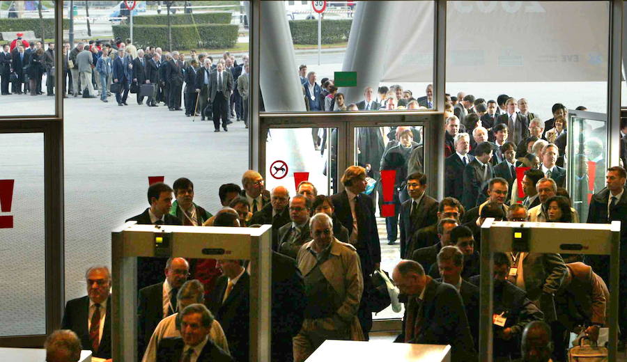 La rivalidad fiscal autonómica agrava la fuga de empresas y trabajadores de la región