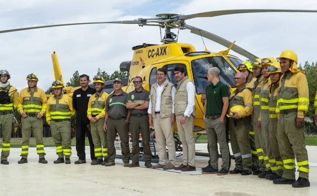 Mañueco anuncia más empleo para luchar contra los incendios