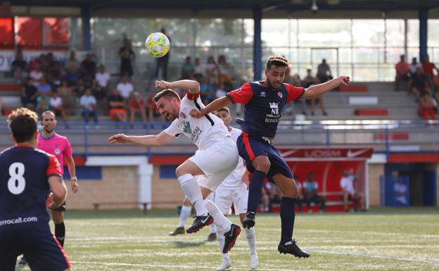 El Santa Marta supera al Bembibre con goles de Lerma y Montes (2-0)
