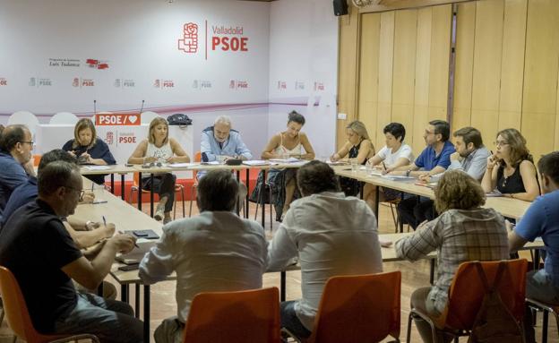 La elección del portavoz en la Diputación de Valladolid provoca una nueva crisis en el PSOE