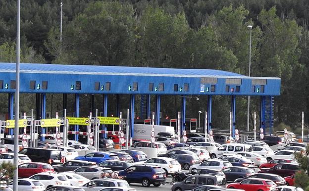 Tráfico prevé 12.000 desplazamientos más que el año pasado en las carreteras de la provincia