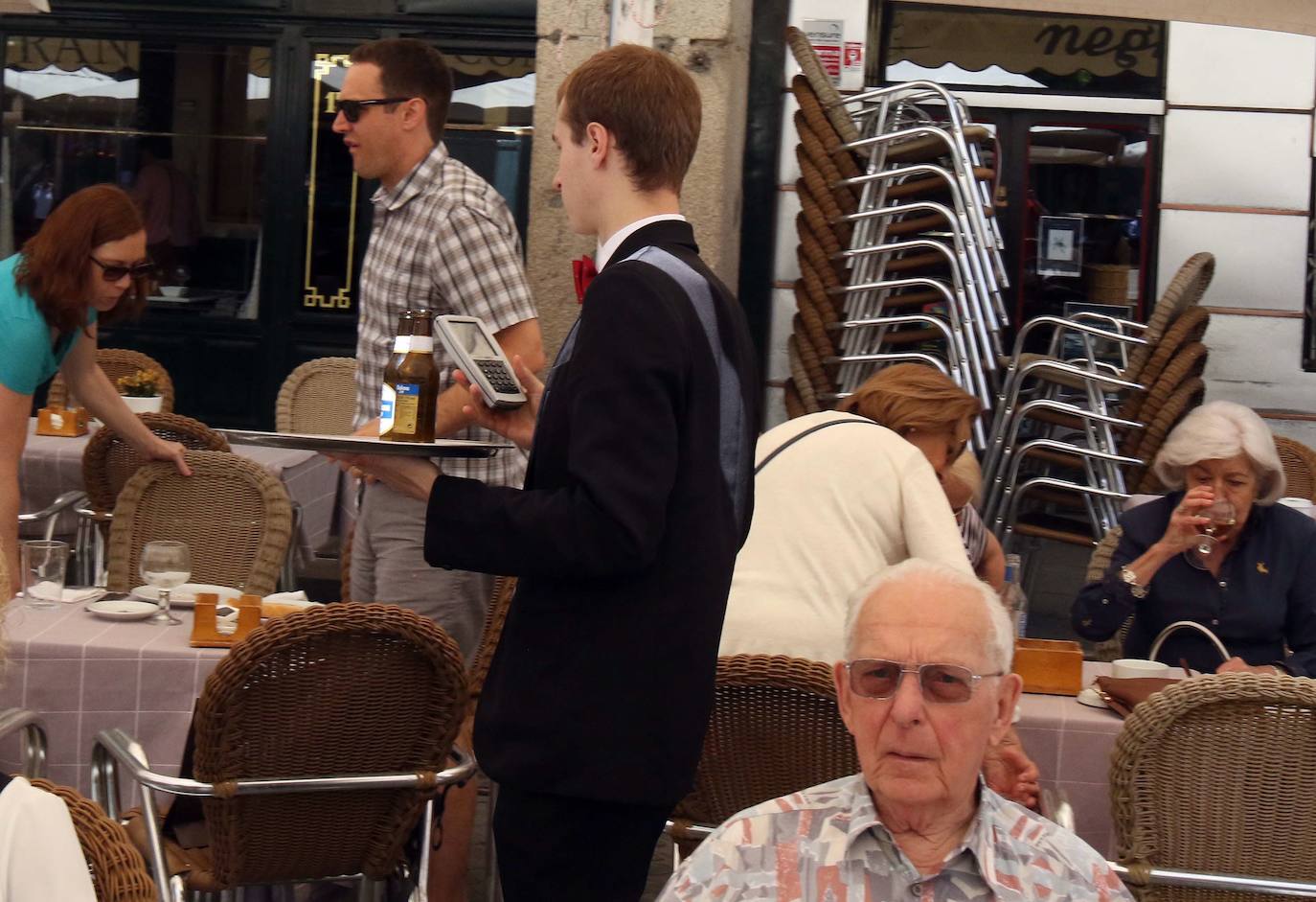 La cifra de desempleados baja de la barrera de los 6.000 en Segovia