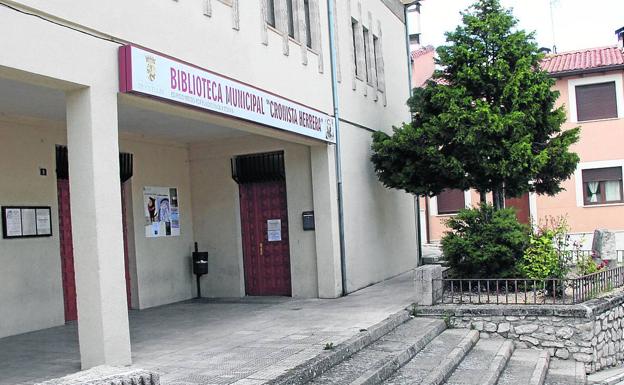 La biblioteca municipal de Cuéllar contará con un acceso directo a la primera planta