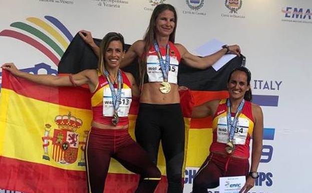 Carolina García, del CAV, subcampeona europea de los 400 vallas