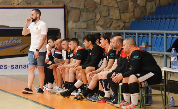 Doble duelo para los sénior del BM Salamanca en Zamora