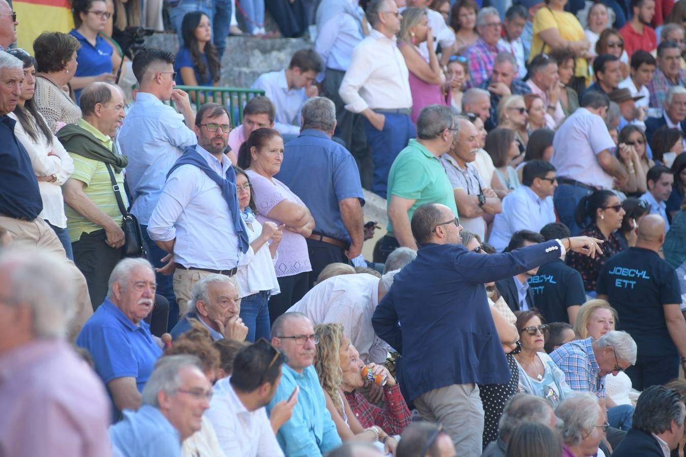 Búscate en las fotos de la tercera corrida de la Feria de San Lorenzo (1/2)