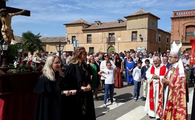 El obispo auxiliar de Valladolid, Luis Argüello, destaca en Villavicencio el valor de las tradiciones