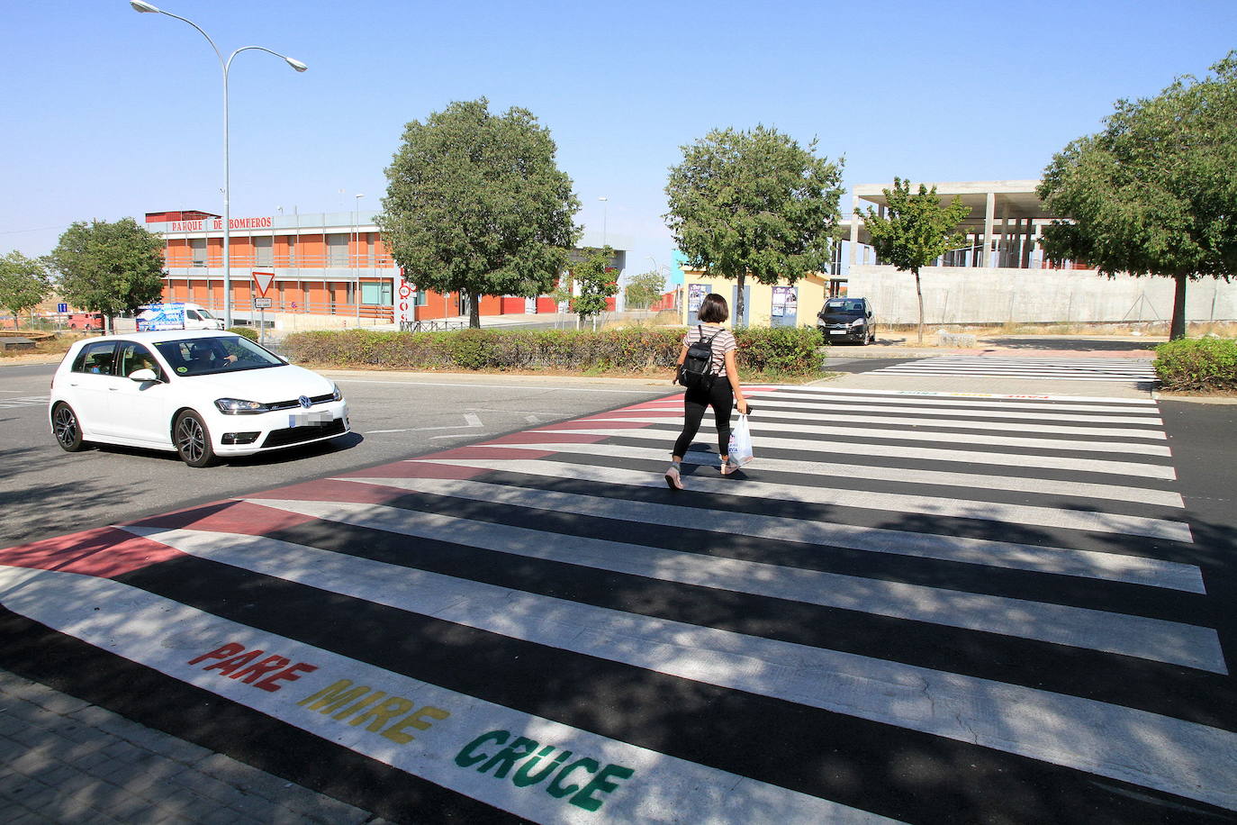 Una propuesta para la nueva ordenanza de circulación propone multar a los peatones