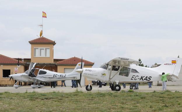 La empresa del taller de aviones sigue interesada en desarrollar el proyecto en el aeródromo de Garray