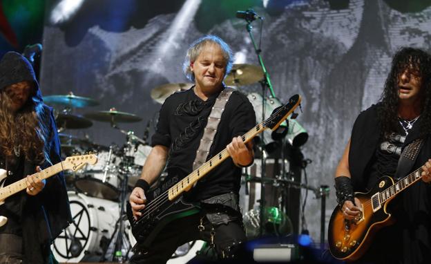 El rock llega a las fiestas de Nava