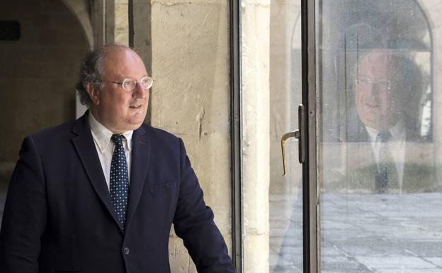 Enrique Cabero afirma desconocer si será el próximo presidente del CES